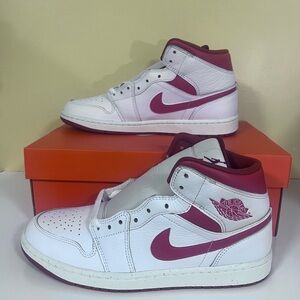 Air Jordan 1 SE Mid White Dune Red Size 10